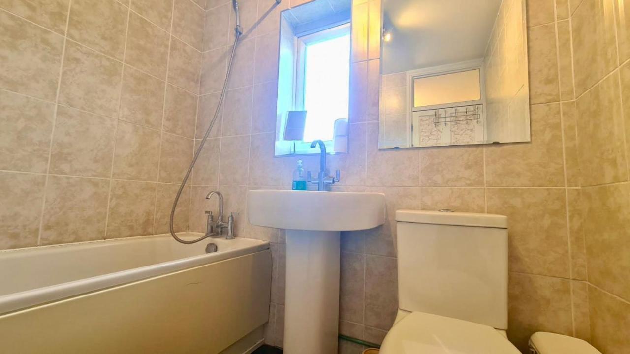 Cosy Room In East Ham Londyn Zewnętrze zdjęcie